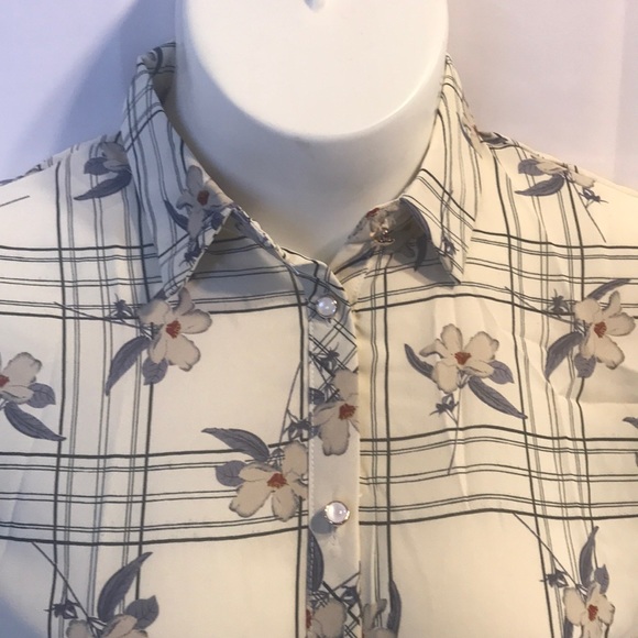 🌸Floral plaid Button Plus Size Dress🌸 - Picture 7 of 8